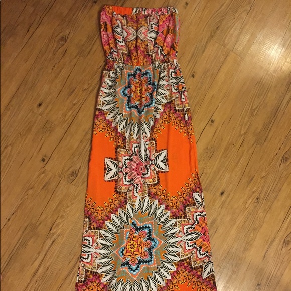 Dresses & Skirts - 🌞🌞Boutique strapless maxi medium🌞🌞